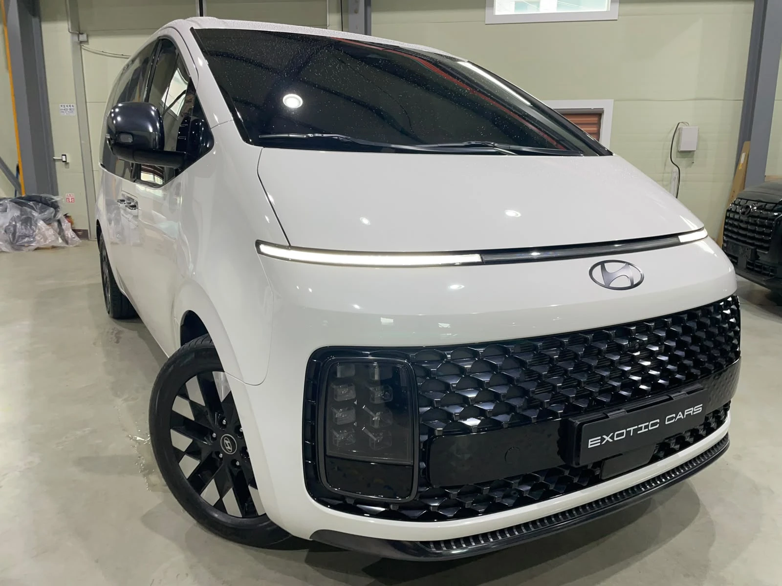 Hyundai Staria 3.5 LPG ! 8+ 1 ! Inspiration !